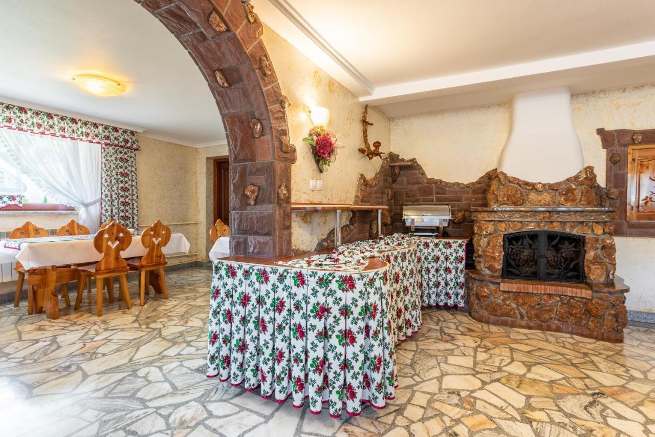 Bed and Breakfast Dw Pawel Poronin Esterno foto
